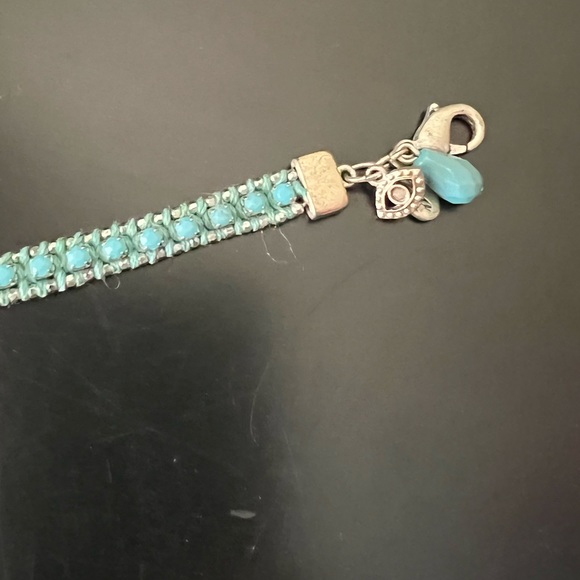 Turquoise colored bracelet - Picture 4 of 4